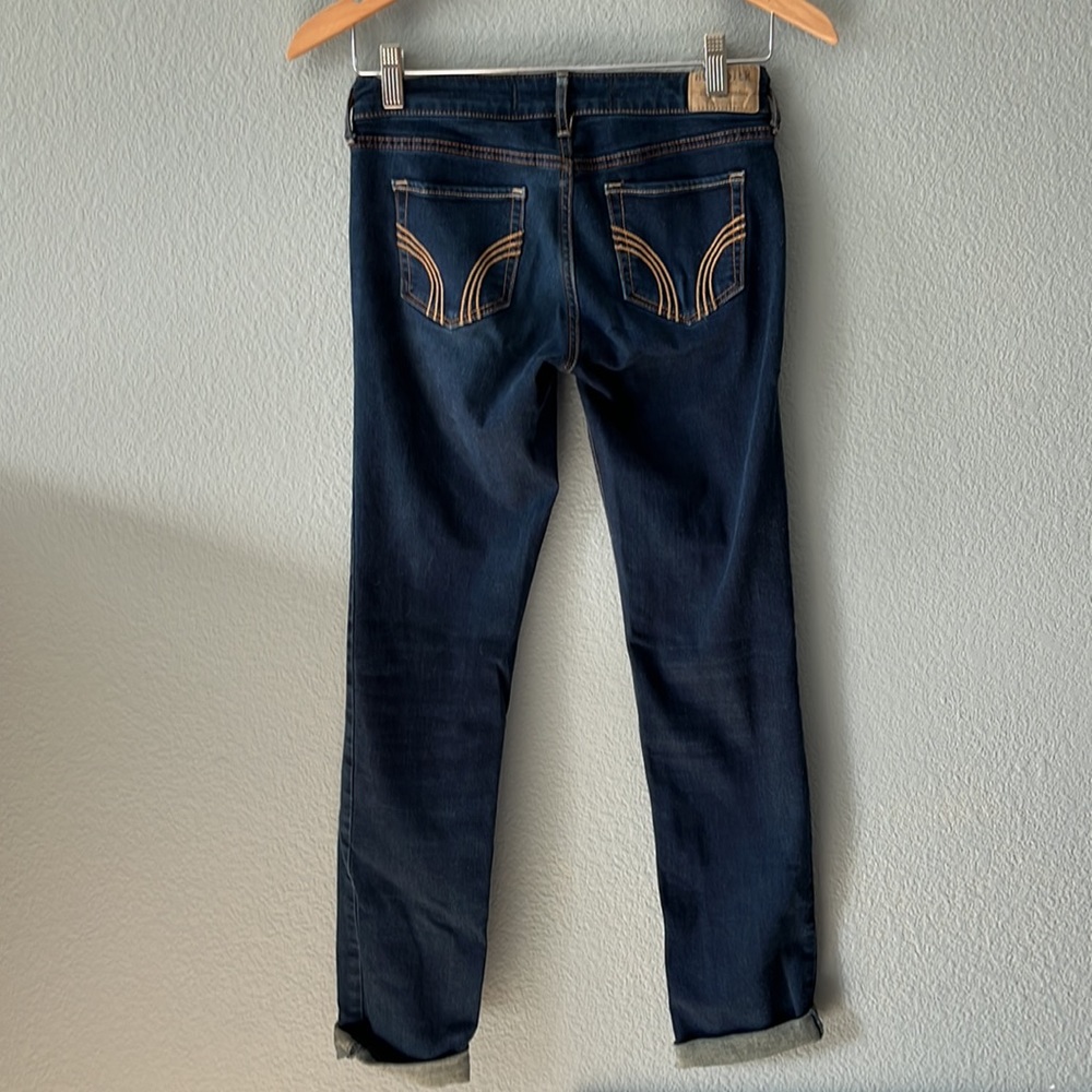 Hollister dark wash jeans size 5R W27 L33. Lightly worn, EUC, super flat… - Picture 5 of 6